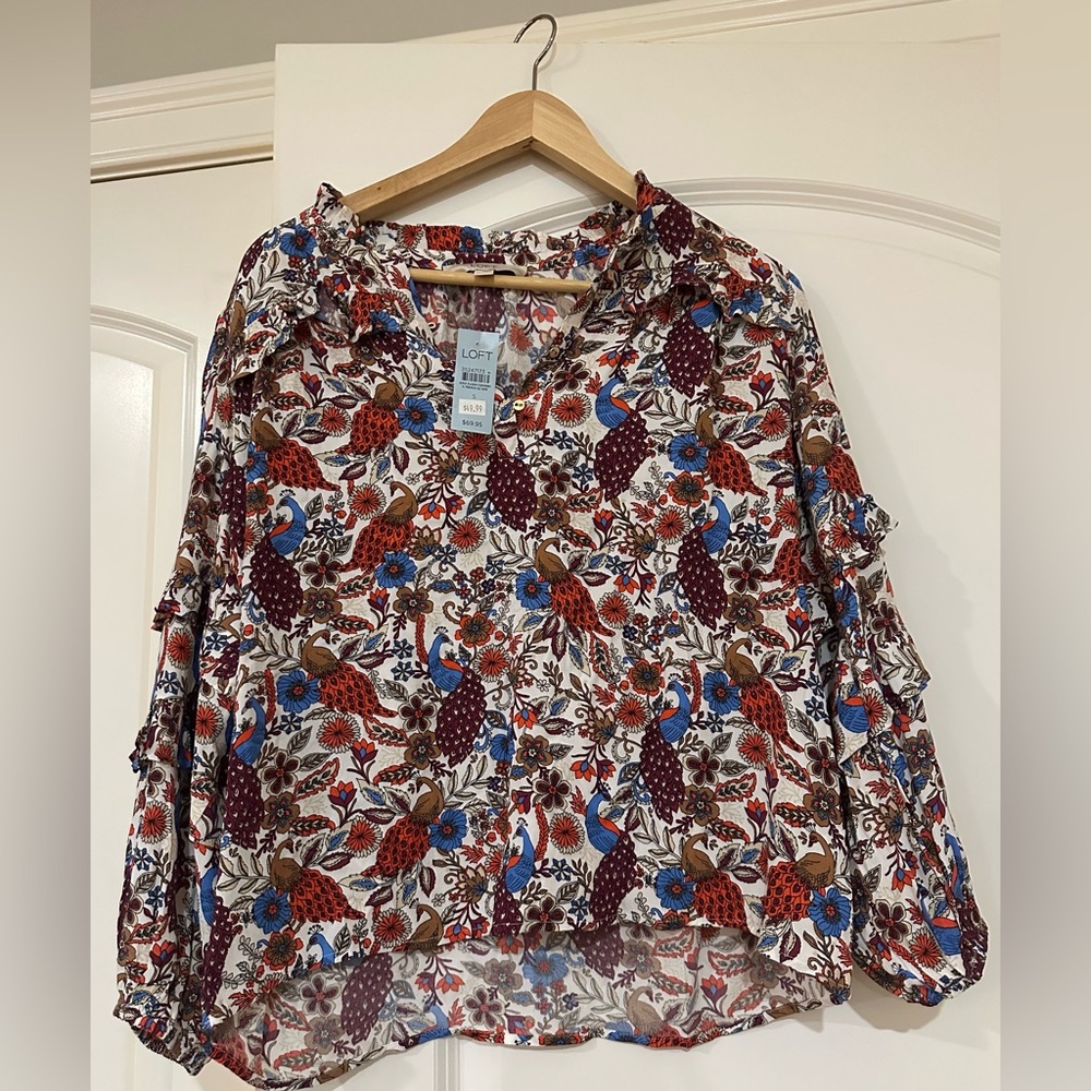 LOFT Floral Peacock Print Ruffle Sleeve Blouse, size Petite S
